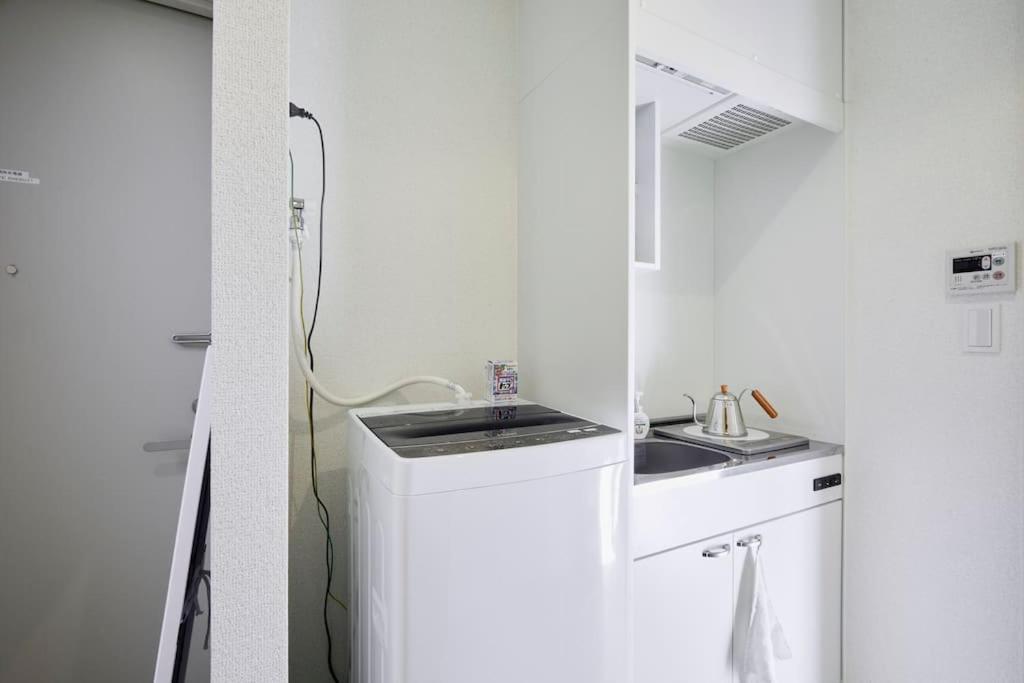 Ferienwohnung 【Great Location!】Near Shinjuku Sta./Cafe#202 Präfektur Tokio Exterior foto